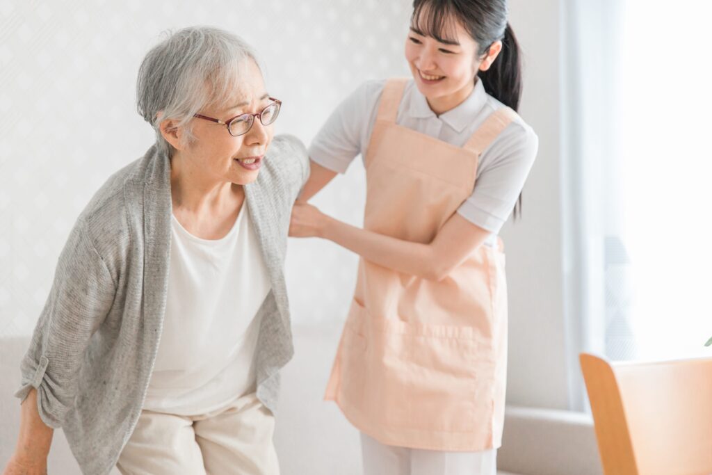 年配の方の介助